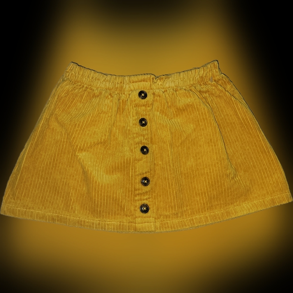 Isaac Mizrahi girls 5 or 6 knee length skirt yellow corduroy EUC